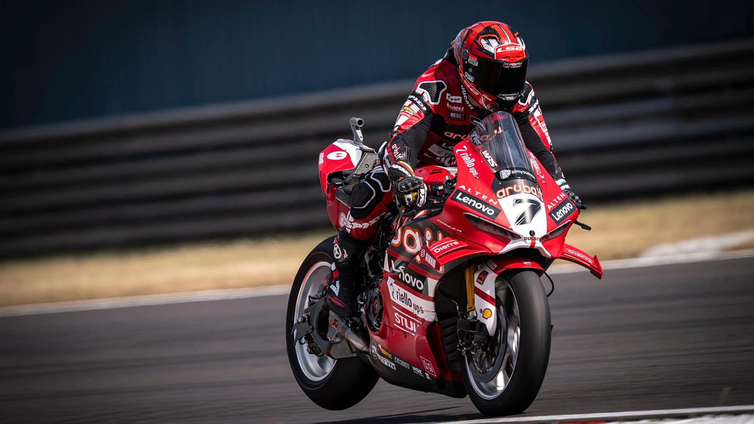2026 WorldSBK Britanya 1. Yarış Sonucu