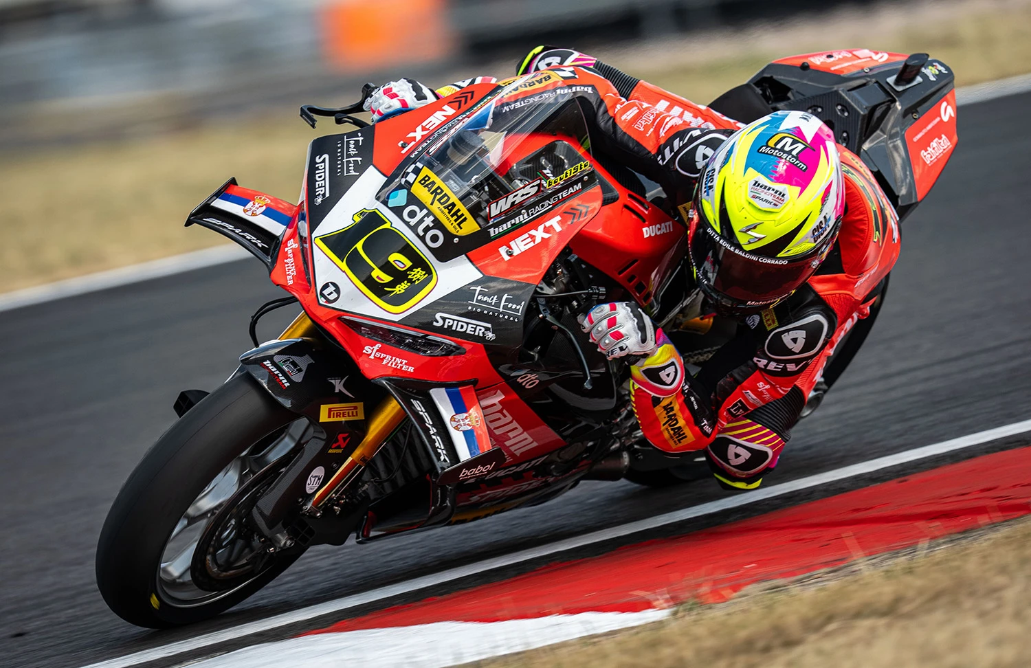 Álvaro Bautista: "Rossi ve Márquez İçi Bile Özel Kural Çıkarılmadı