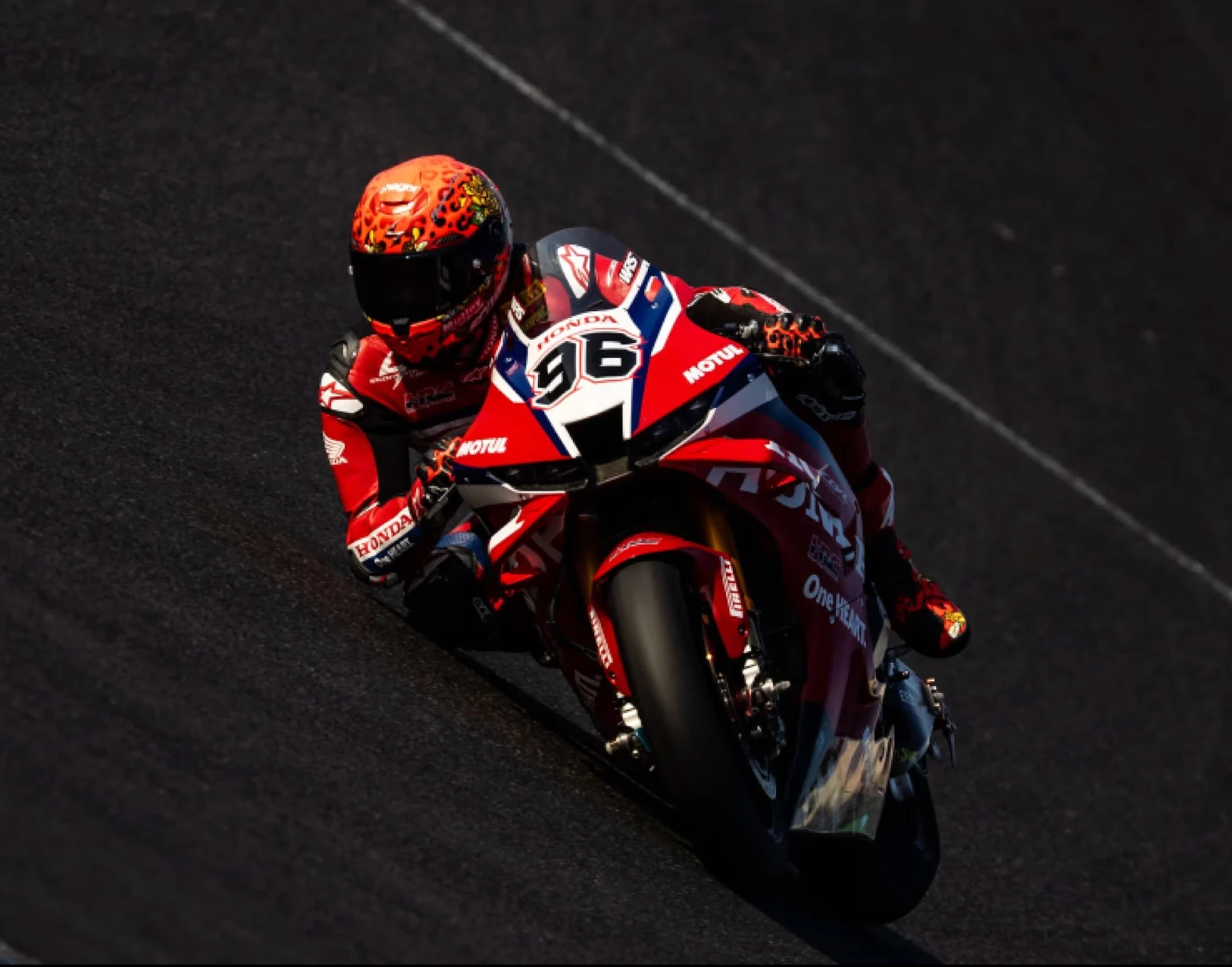 HONDA WORLDSBK’DA YIKICI GERÇEKLE YÜZLEŞİYOR: MAGNY-COURS'TA GELECEK ARAYIŞI