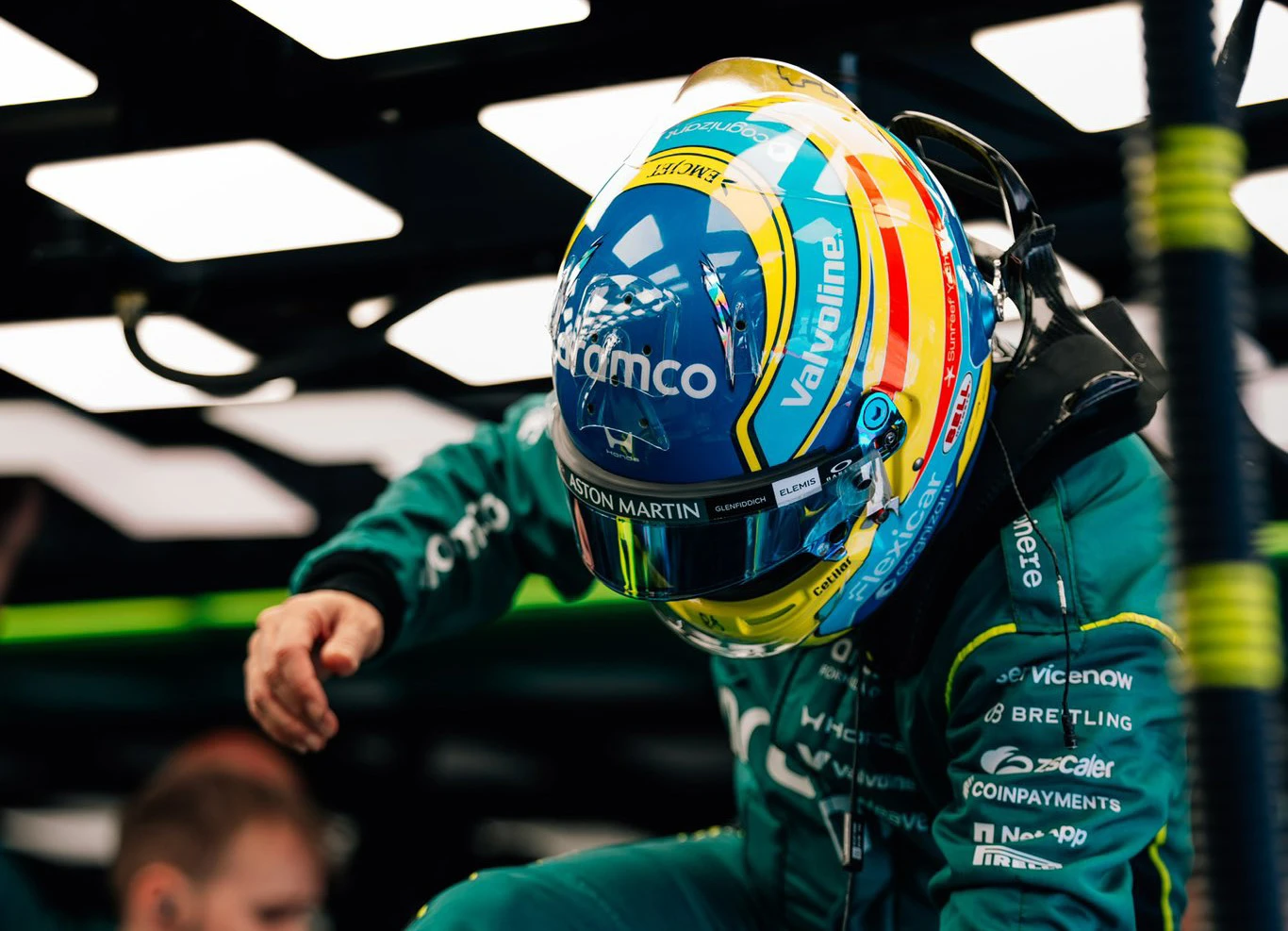 FERNANDO ALONSO HONDA MOTORUNU İŞARET ETTİ