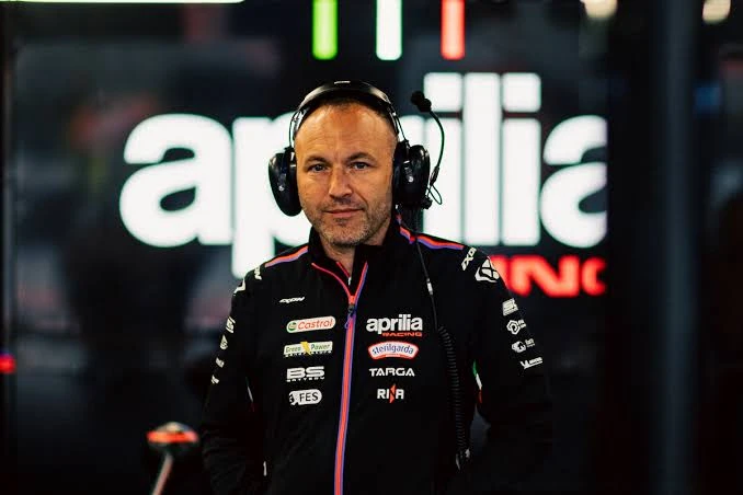 APRILIA: "GÜNDE 25 SAAT ÇALIŞIYORUZ!"