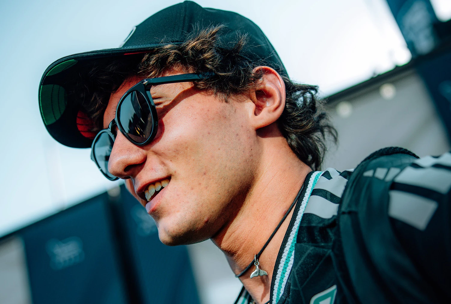 KIMI ANTONELLI'DEN FERRARI İDDİALARINA YANIT: "MERCEDES'E BORÇLUYUM"