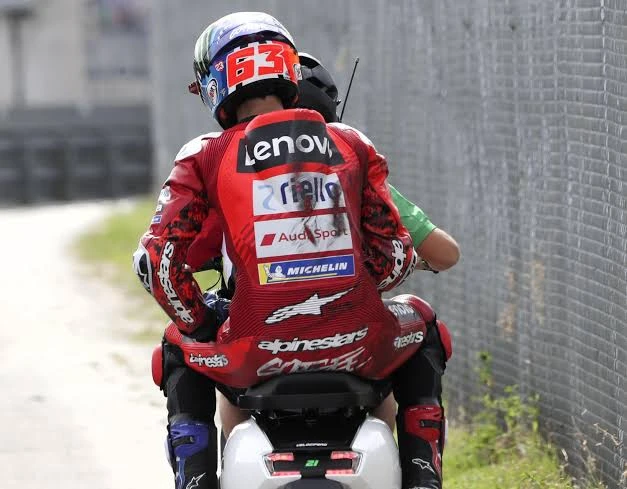 PECCO BAGNAIA: "EN AZINDAN KIMI KAZANDI!"