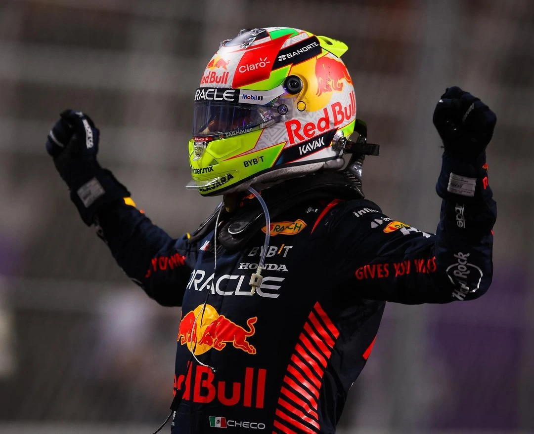 Suudi Arabistan'da Perez kazandı, Alonso 100. kez podyumda