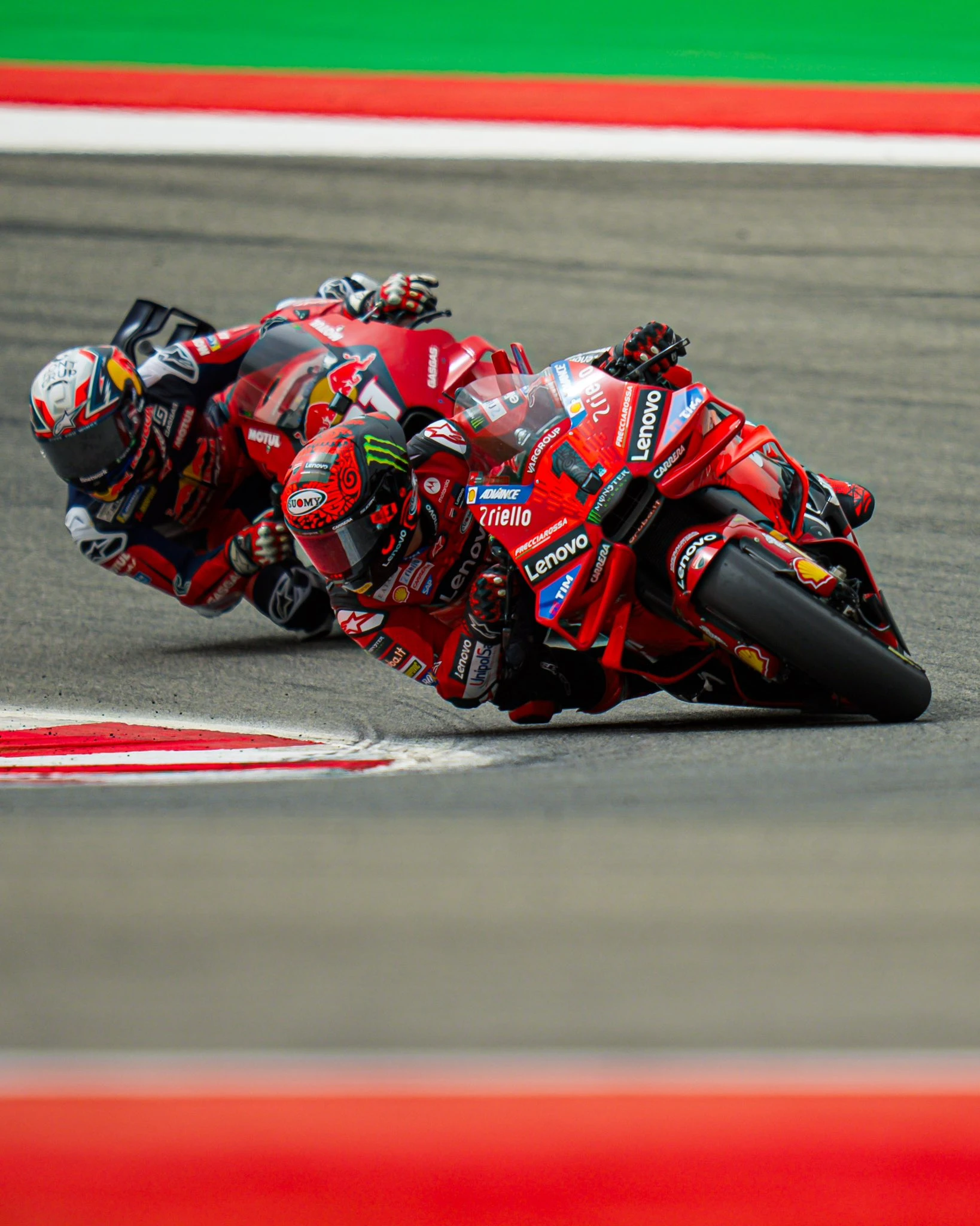 MotoGP Portekiz | Martin lider, Acosta podyumda gallery image 14