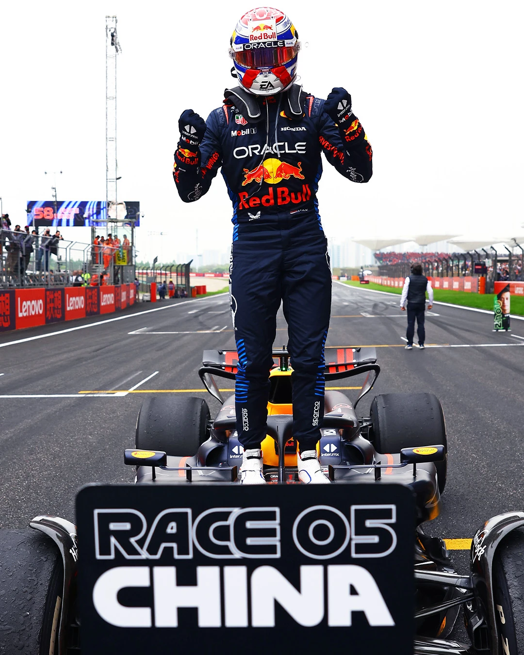 F1 Çin | Max Verstappen, Max Verstappen, Max Verstappen gallery image 8