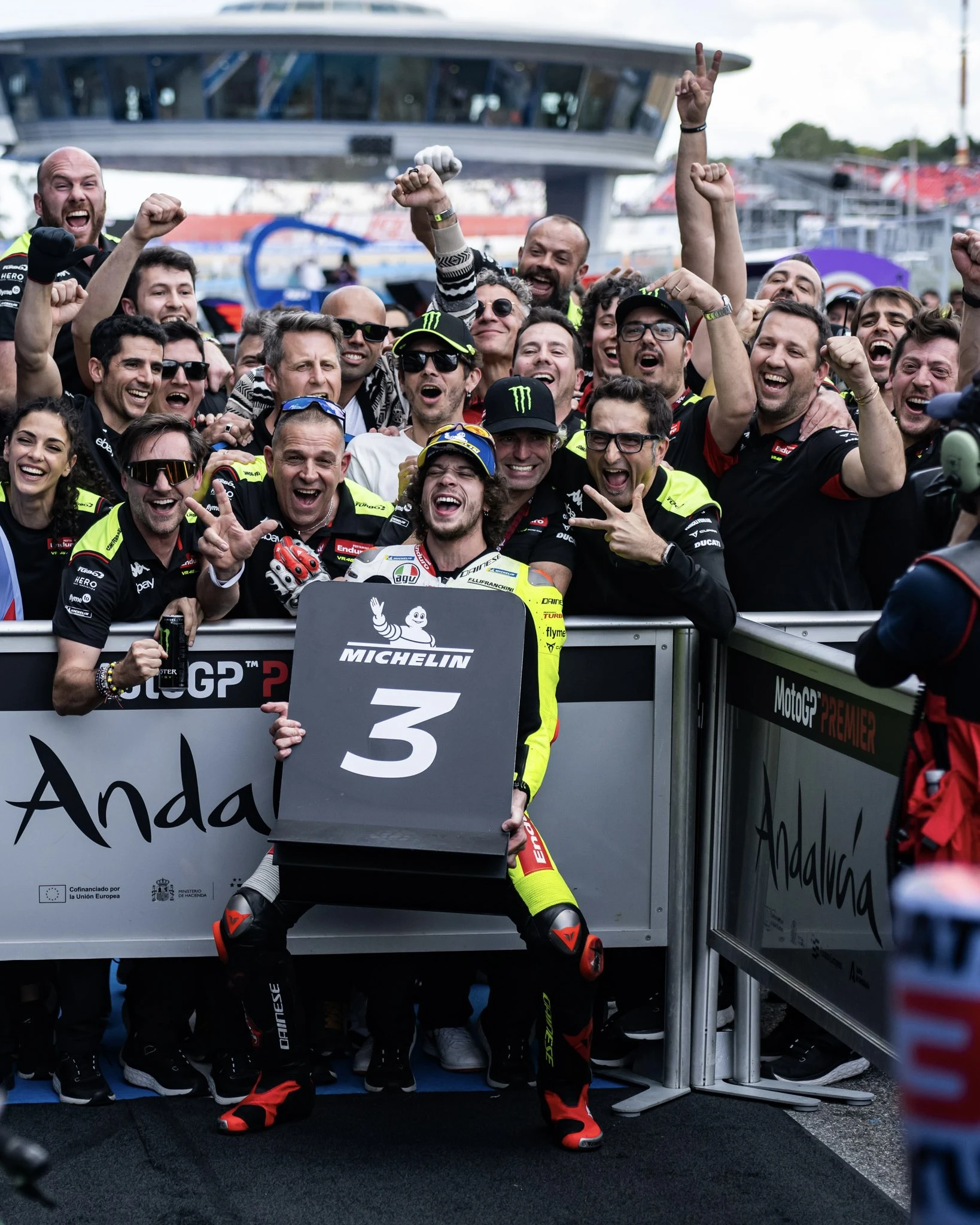 MotoGP İspanya | Bagnaia kazandı, Marquez podyumda gallery image 8