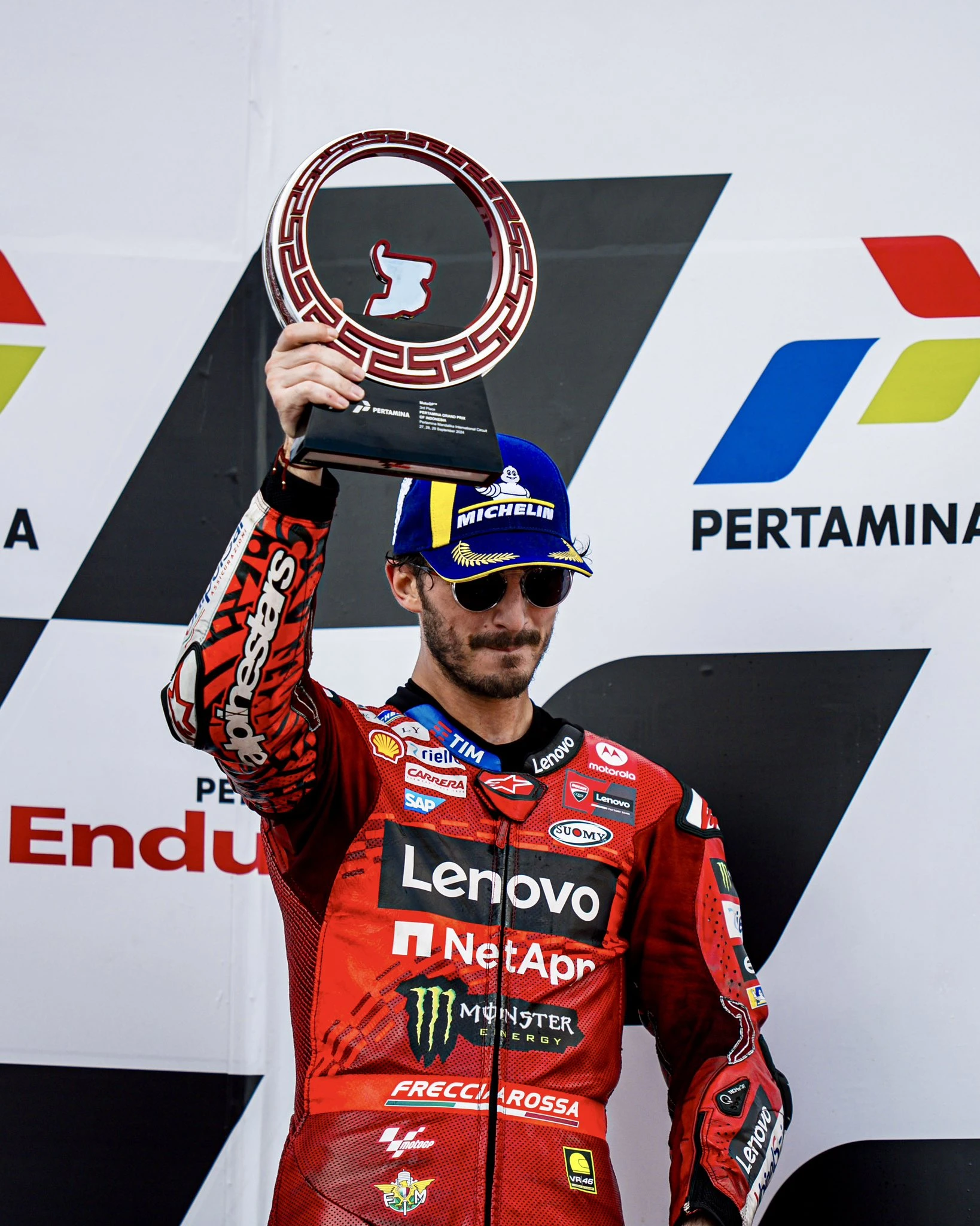 MotoGP Endonzya | Bagnaia sprinti Martin ana yarışı kazandı gallery image 1