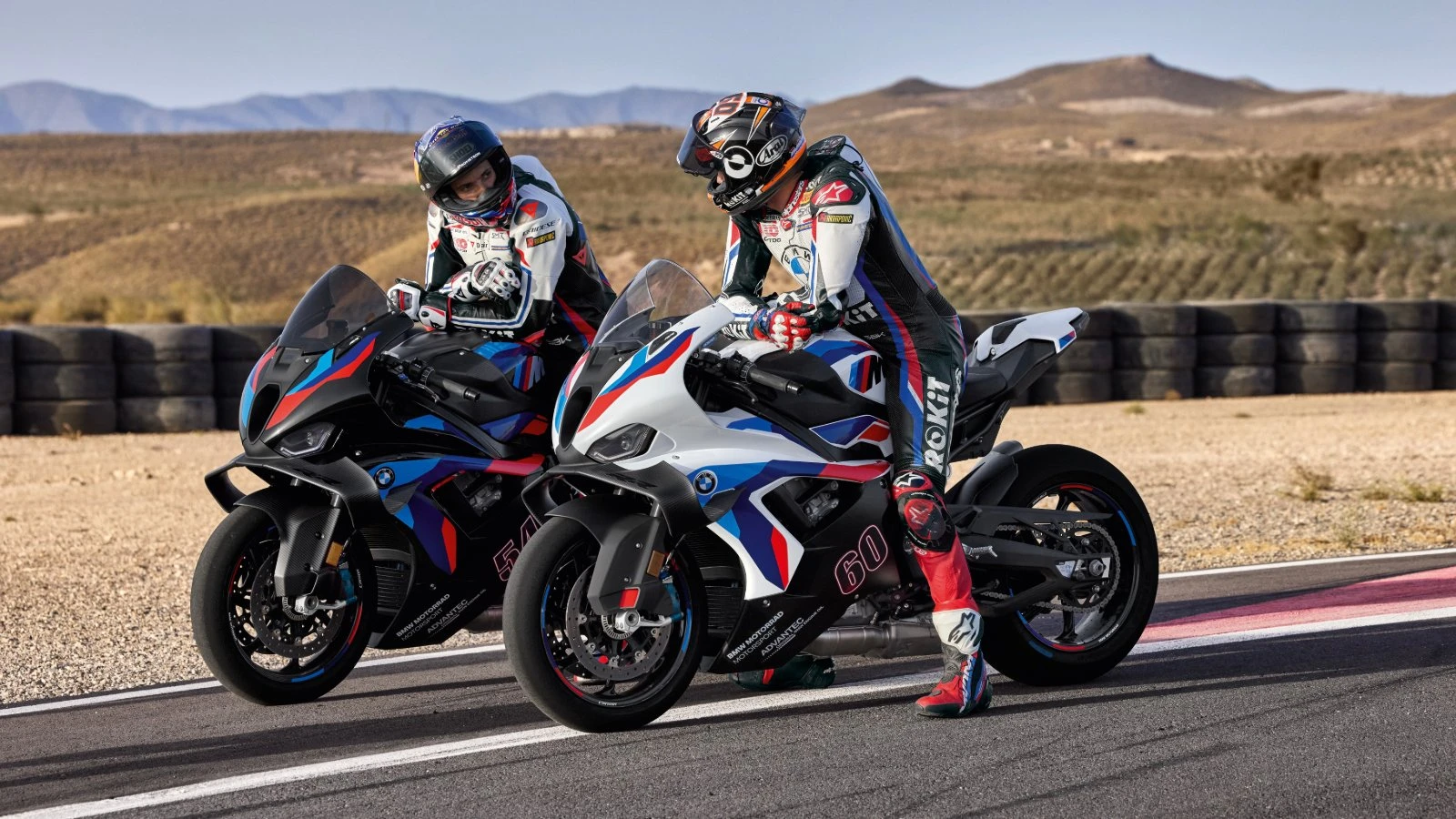 BMW yeni M 1000 RR'ı tanıttı! gallery image 0