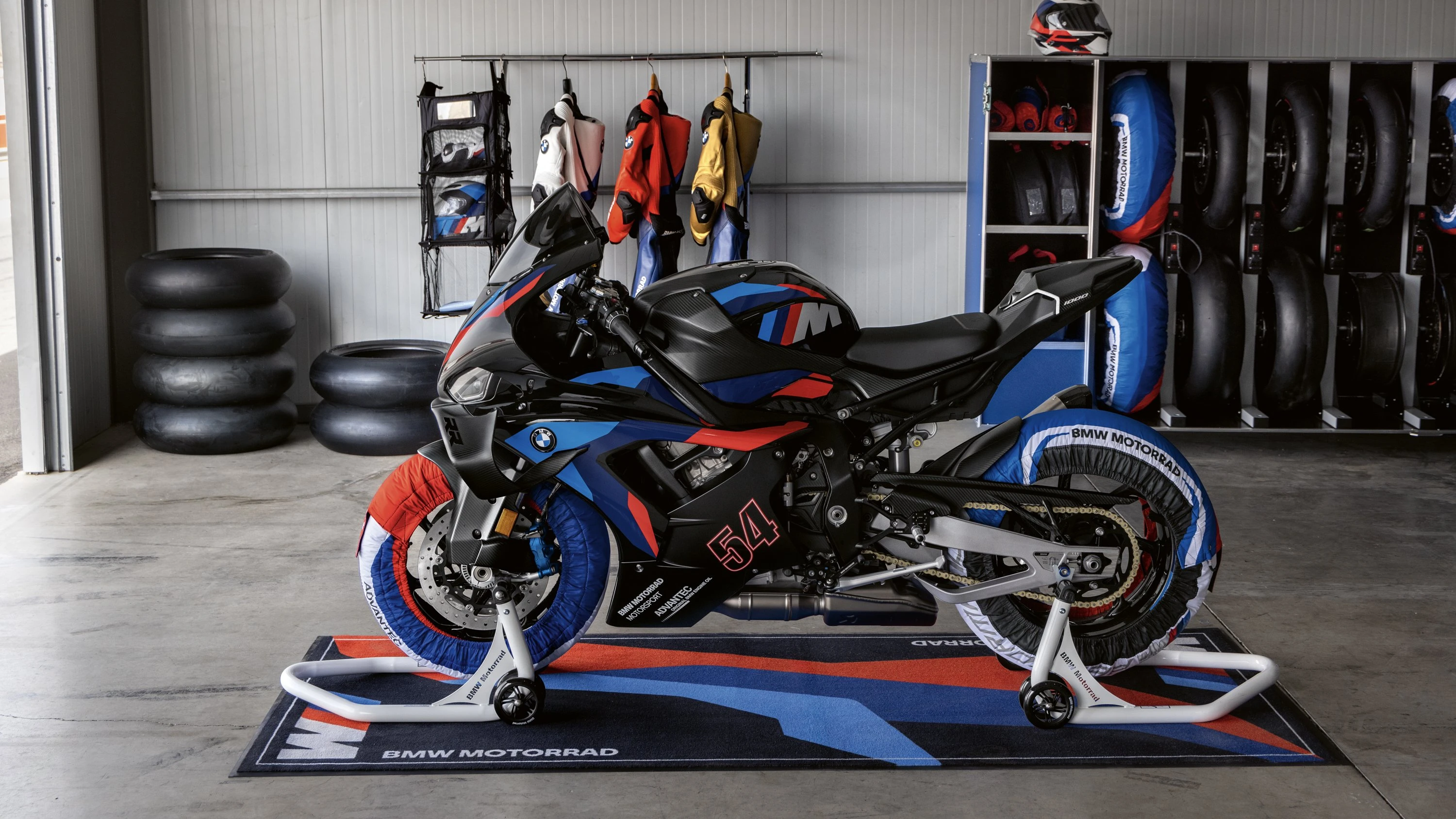 BMW yeni M 1000 RR'ı tanıttı! gallery image 5