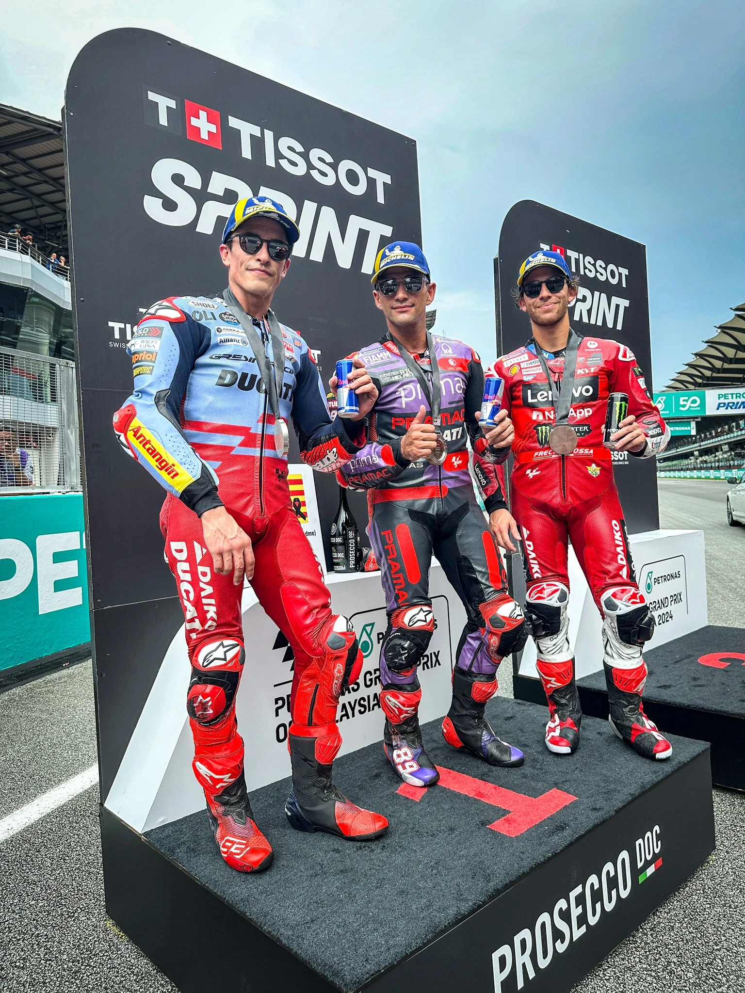 MotoGP Malezya | Bagnaia sprint'te düştü, Martin şampiyonluğa çok yakın gallery image 5