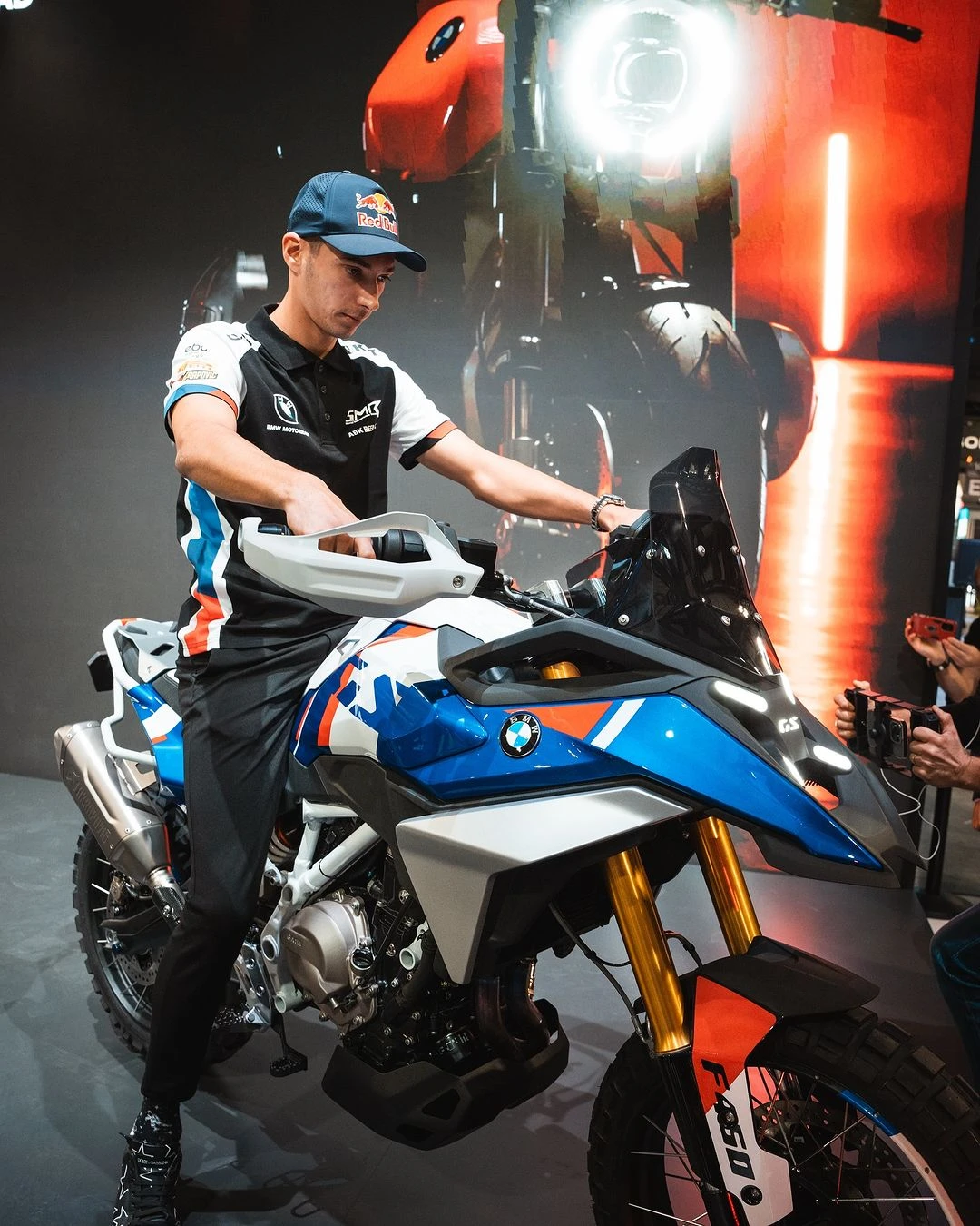 WorldSBK sürücüleri EICMA'da sezonu değerlendirdiler gallery image 5