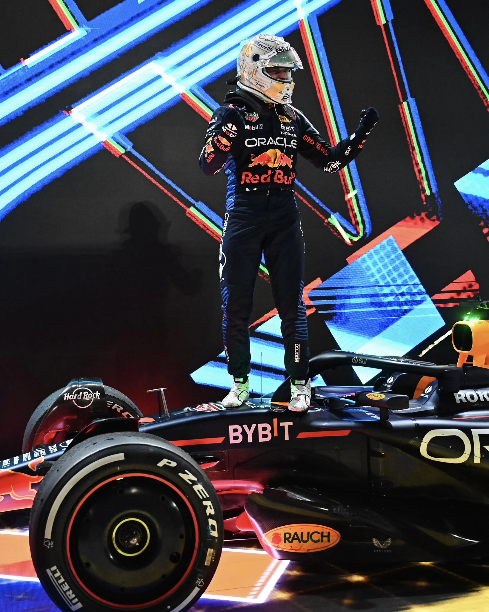 F1 Qatar GP | Verstappen kazandı, takımlar şampiyonluğu son yarışa kaldı gallery image 0