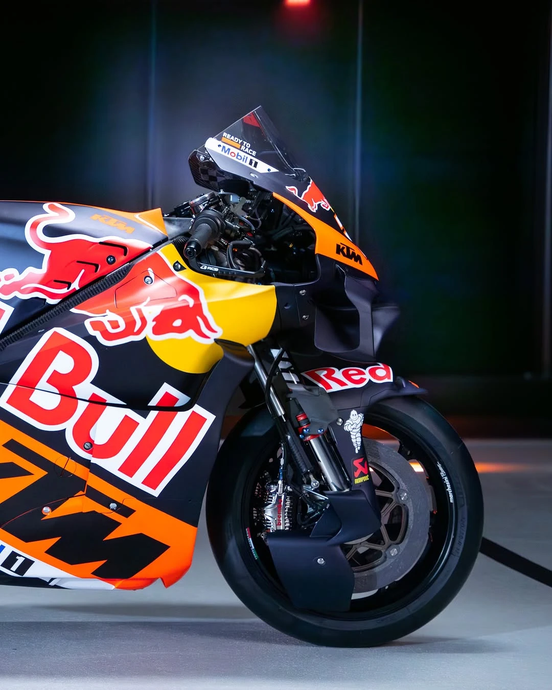 KTM ve Tech3, 2025 motosikletini tanıttı! gallery image 7