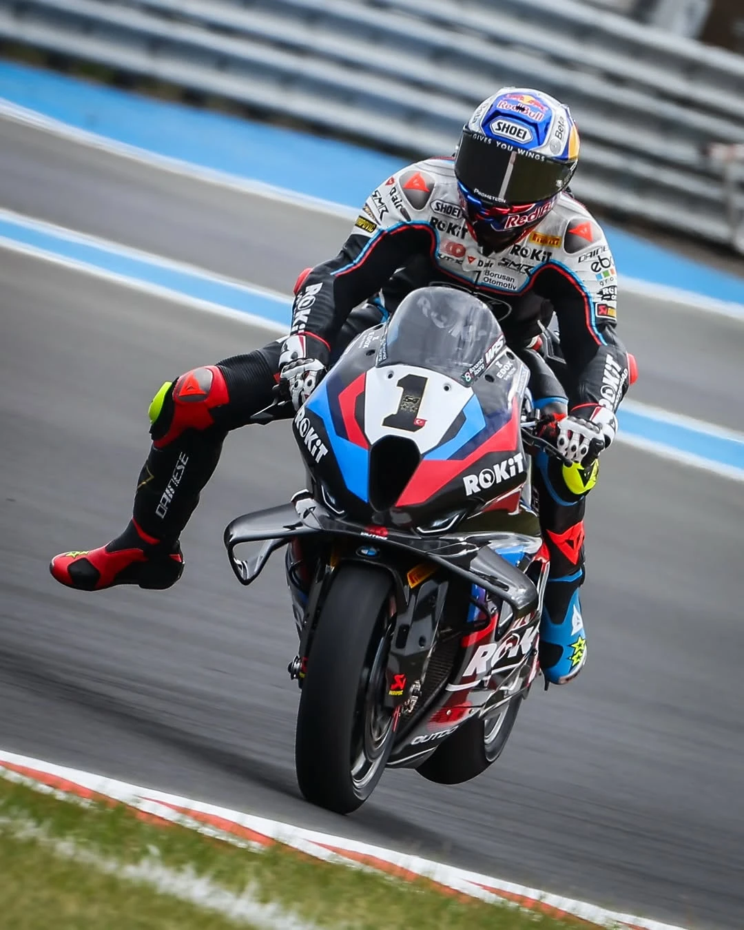 2025 WorldSBK Çekya | Toprak 2, Bulega 1 yarış kazandı gallery image 7