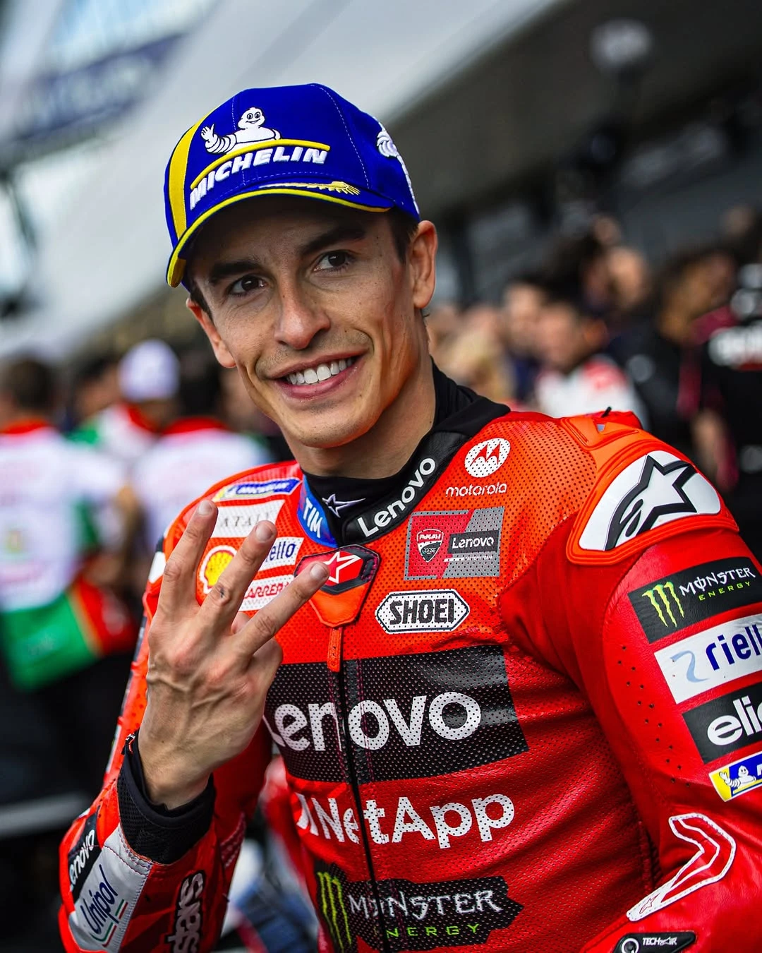 2025 MotoGP Silverstone | Bezzecchi, Aprilia ile ilk kez kazandı gallery image 1