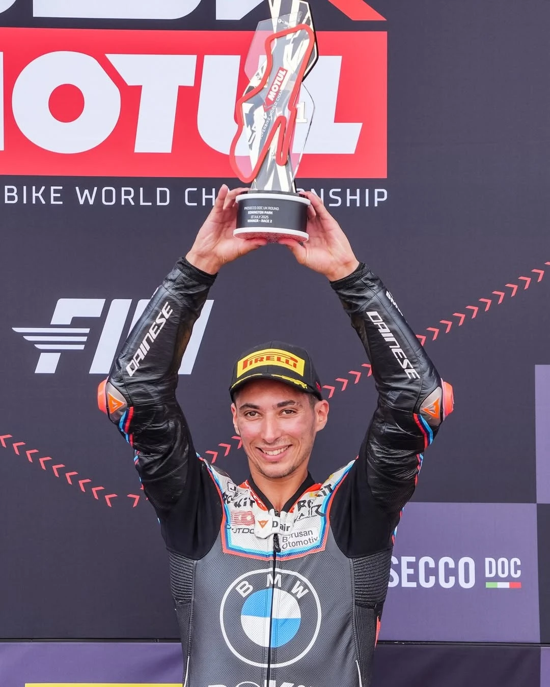 2025 WorldSBK Donington Park | Toprak'tan bir hat-trick daha! gallery image 0