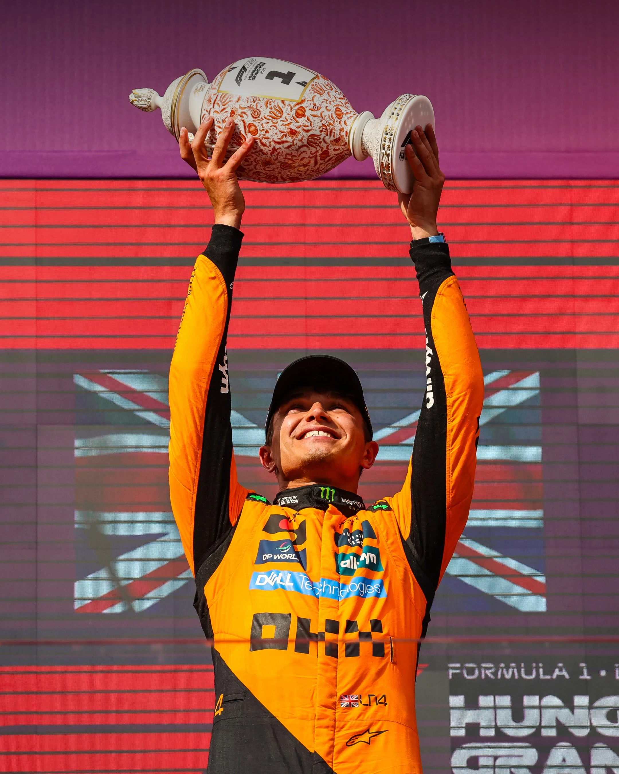 2025 Formula 1 Macaristan | 200. Zafer Norris'in gallery image 0