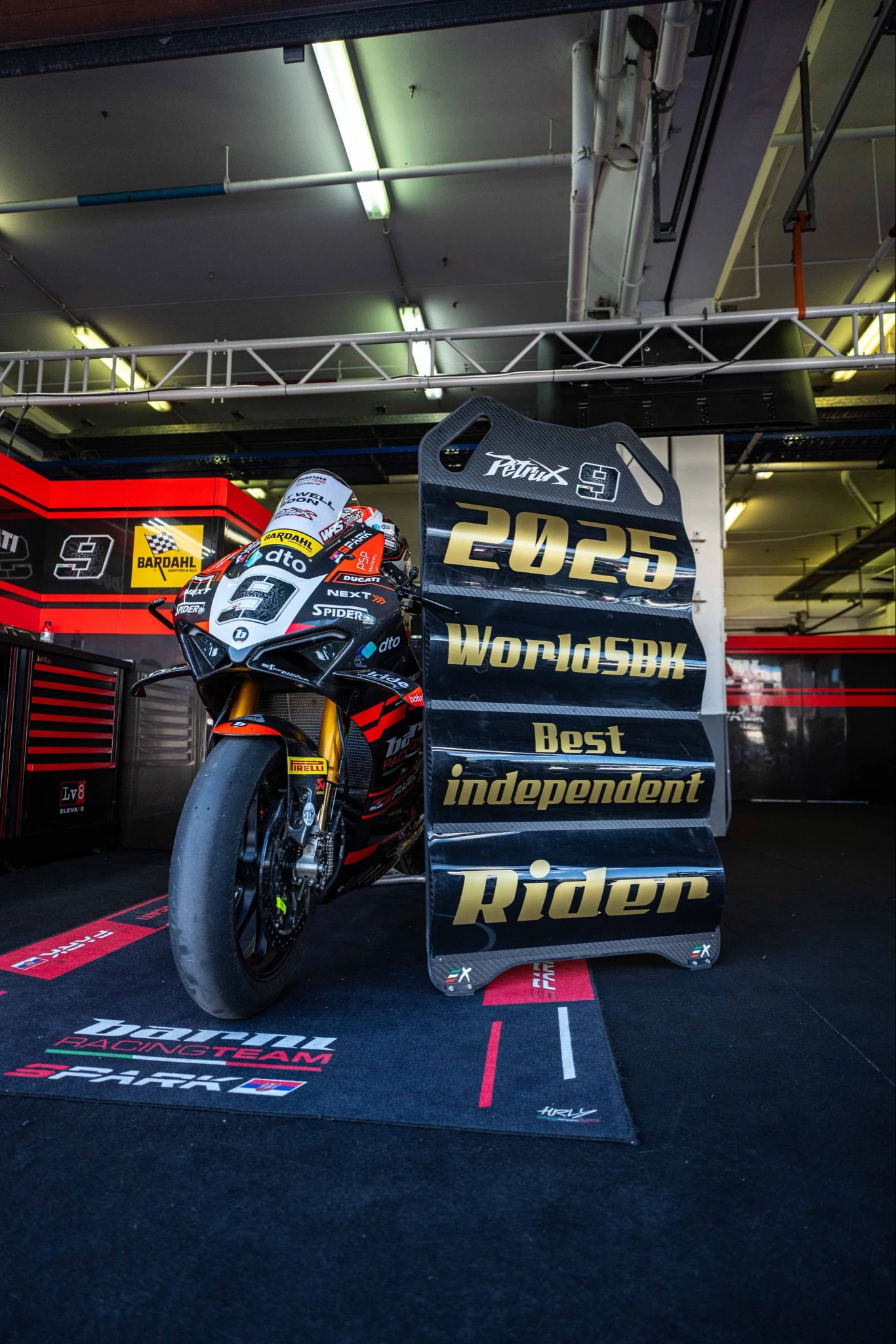 2025 WorldSBK Estoril | Toprak iki, Bulega 1 yarış kazandı! gallery image 6