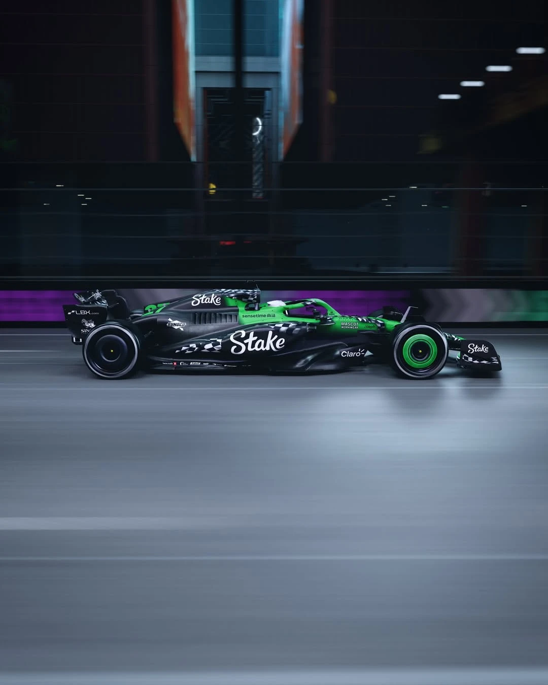 Sauber’den ‘Final Lap’ Tasarımı: Stake Ortaklığına Las Vegas’ta Veda gallery image 1