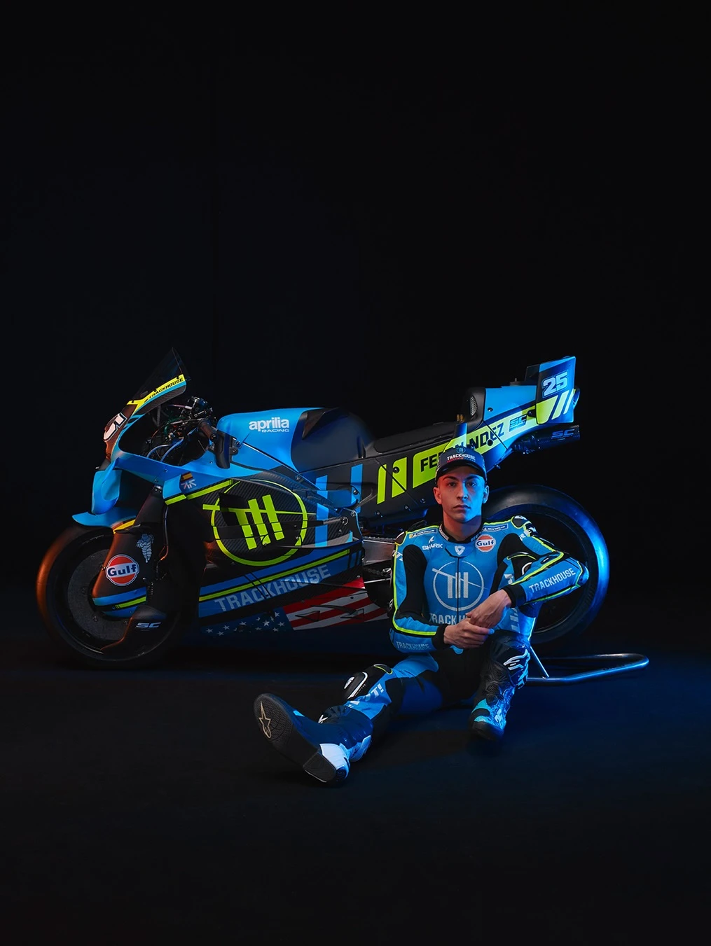 Trackhouse Aprilia, 2026 motosikletini tanıttı! gallery image 0