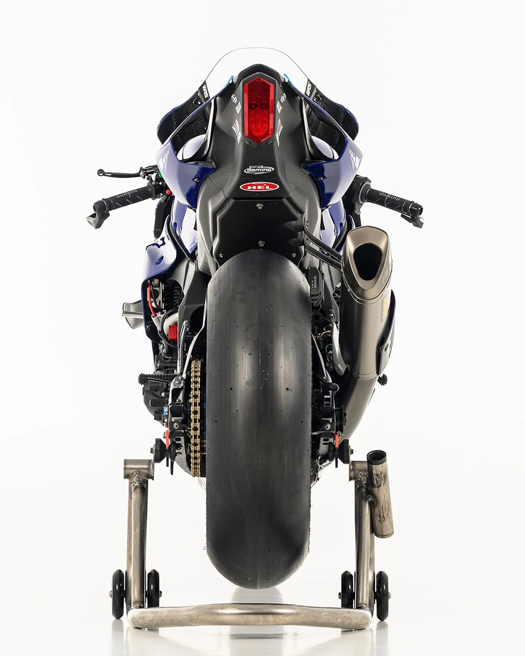 Yamaha, 2026 WorldSBK sezonunda kullanacağı motosikleti tanıttı! gallery image 11