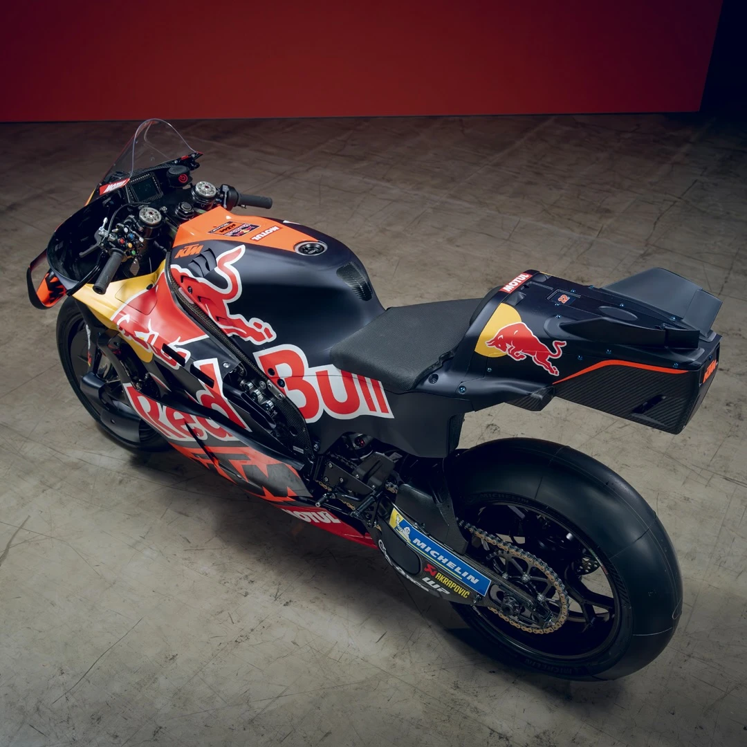KTM 2026 renklerini tanıttı! gallery image 3