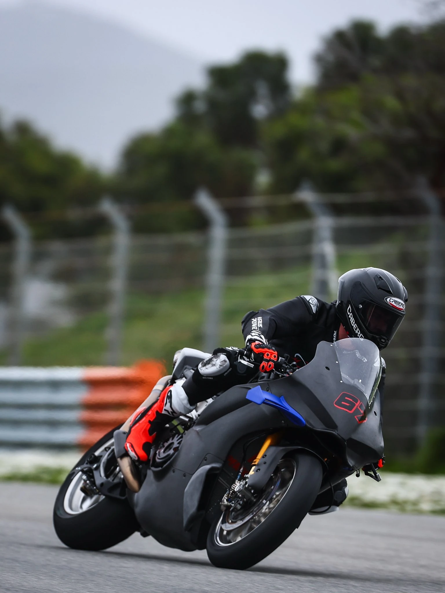 WorldSBK Portimao testinin ilk gününe yağmur engeli gallery image 0