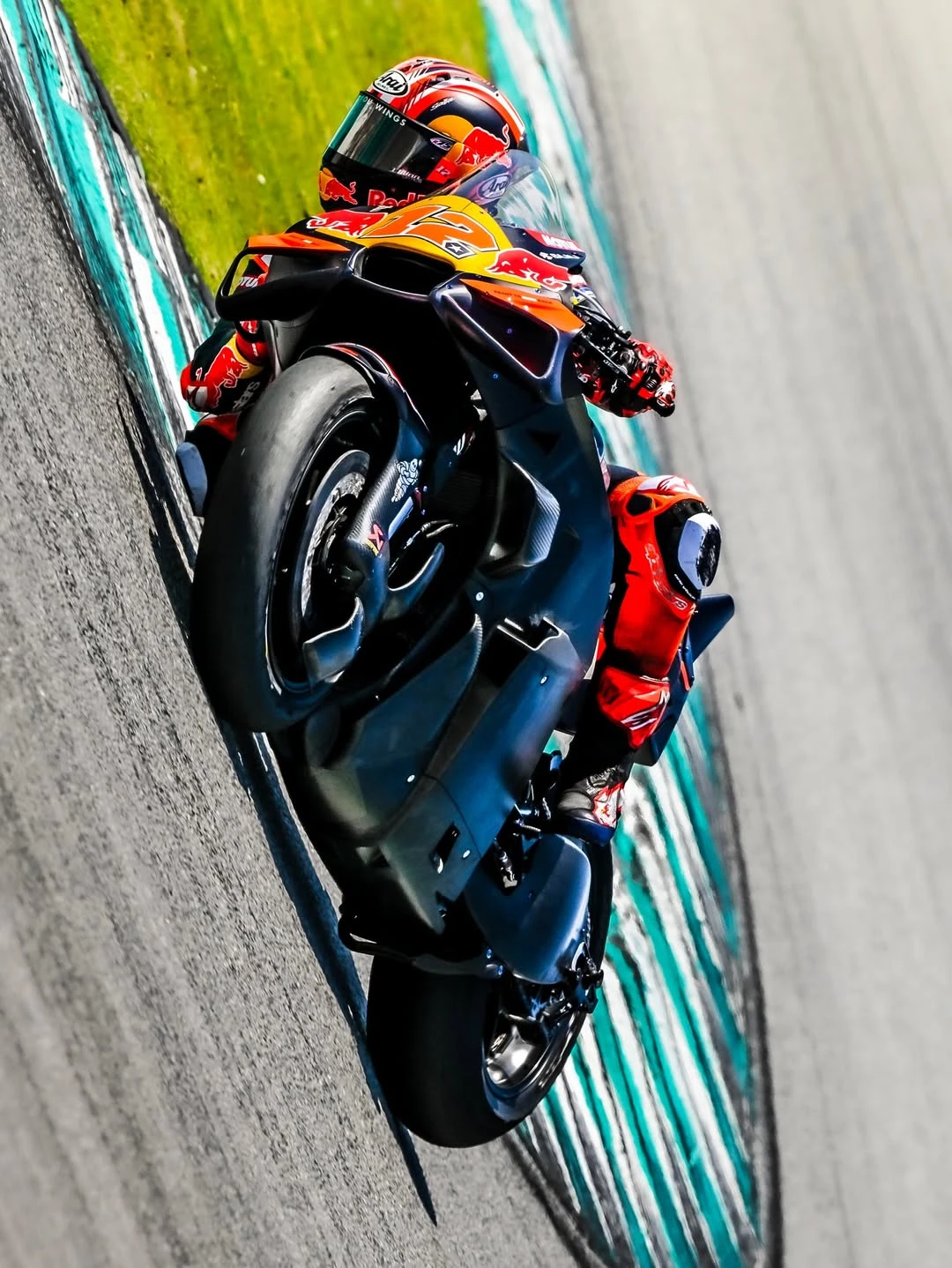 2026 MotoGP Sepang Testi 2. Gün | Yamaha Piste Çıkmadı! gallery image 5