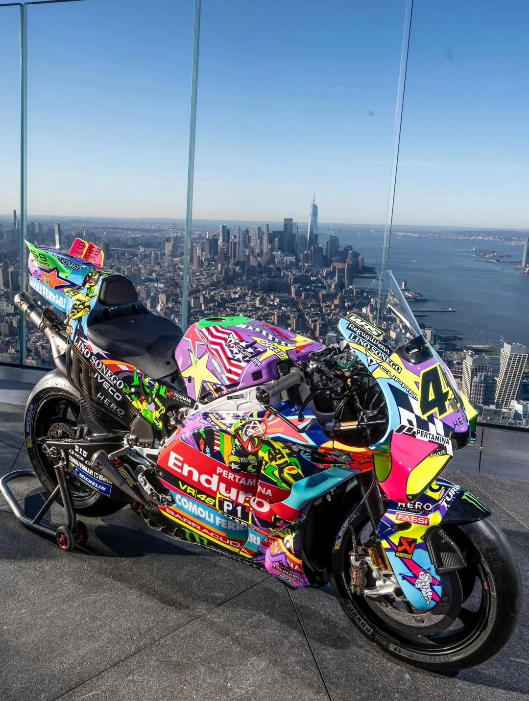 VR46, Austin öncesinde özel tasarımını tanıttı! gallery image 0