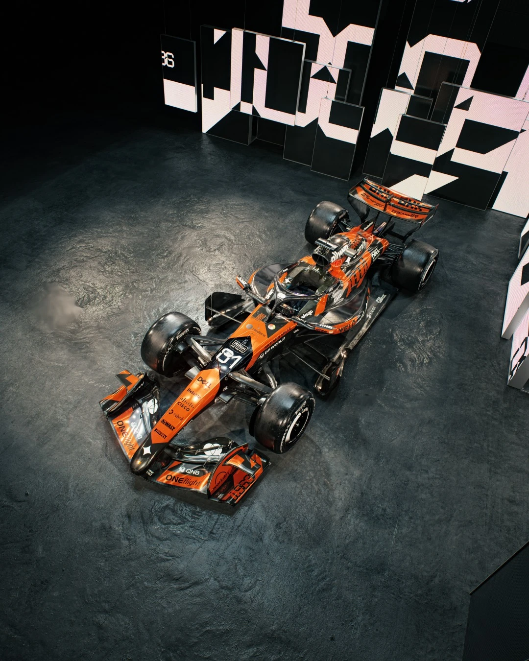 McLaren'den tarihi kilometre taşı: 1000. Formula 1 yarışı için özel tasarım gallery image 1