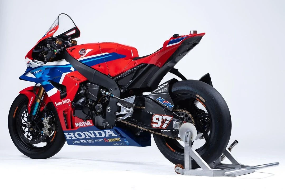 HRC yeni motosikletini tanıttı gallery image 4
