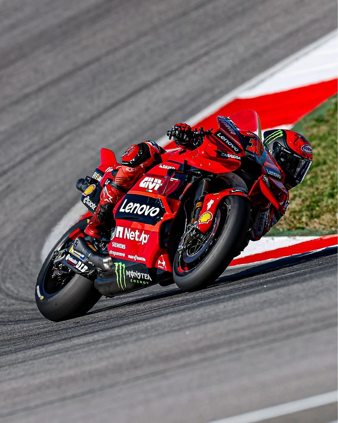 MotoGP Portimao Testleri - Bagnaia lider! gallery image 1