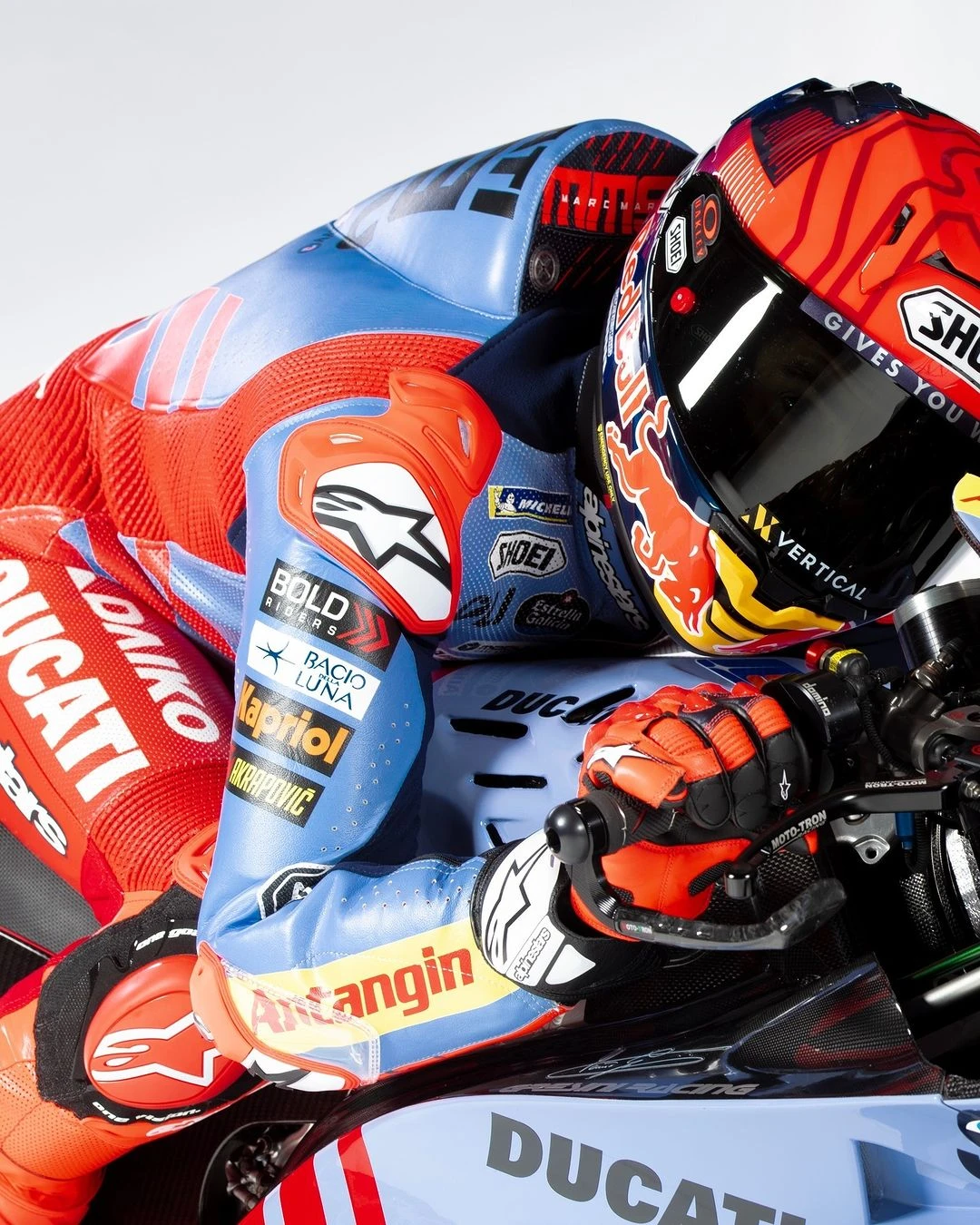 Marc Marquez'in motosikleti tanıtıldı! gallery image 4