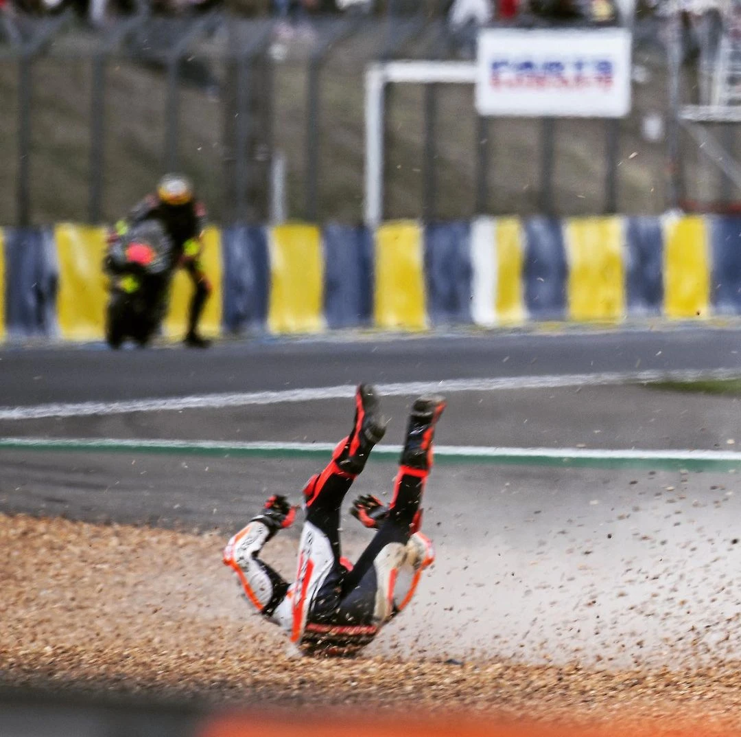 MotoGP Le Mans - 1000. yarışın galibi Bezzecchi gallery image 16