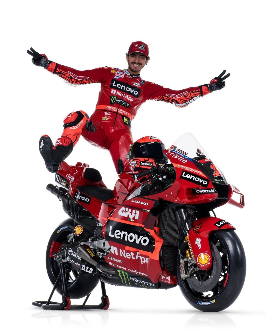 Ducati 2023 MotoGP ve WSBK Motosiklet Tanıtımı gallery image 1