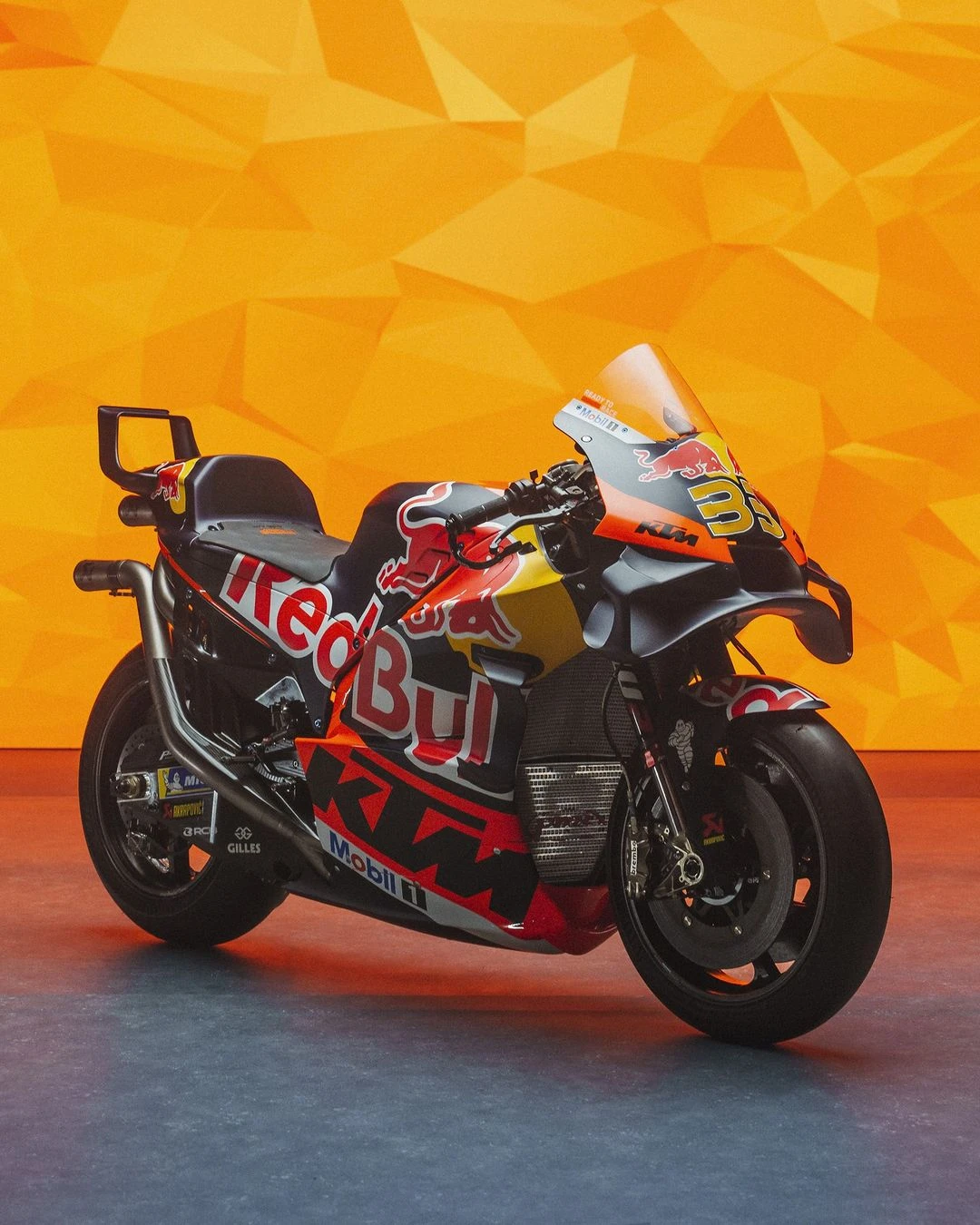 KTM 2024 motosikletini tanıttı gallery image 2