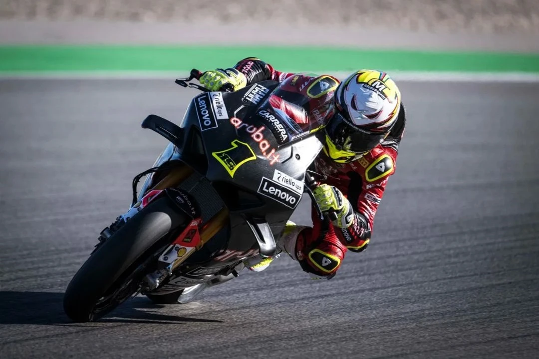 WSBK 2023 Portimao Test Günleri - Bautista rekor kırdı gallery image 1