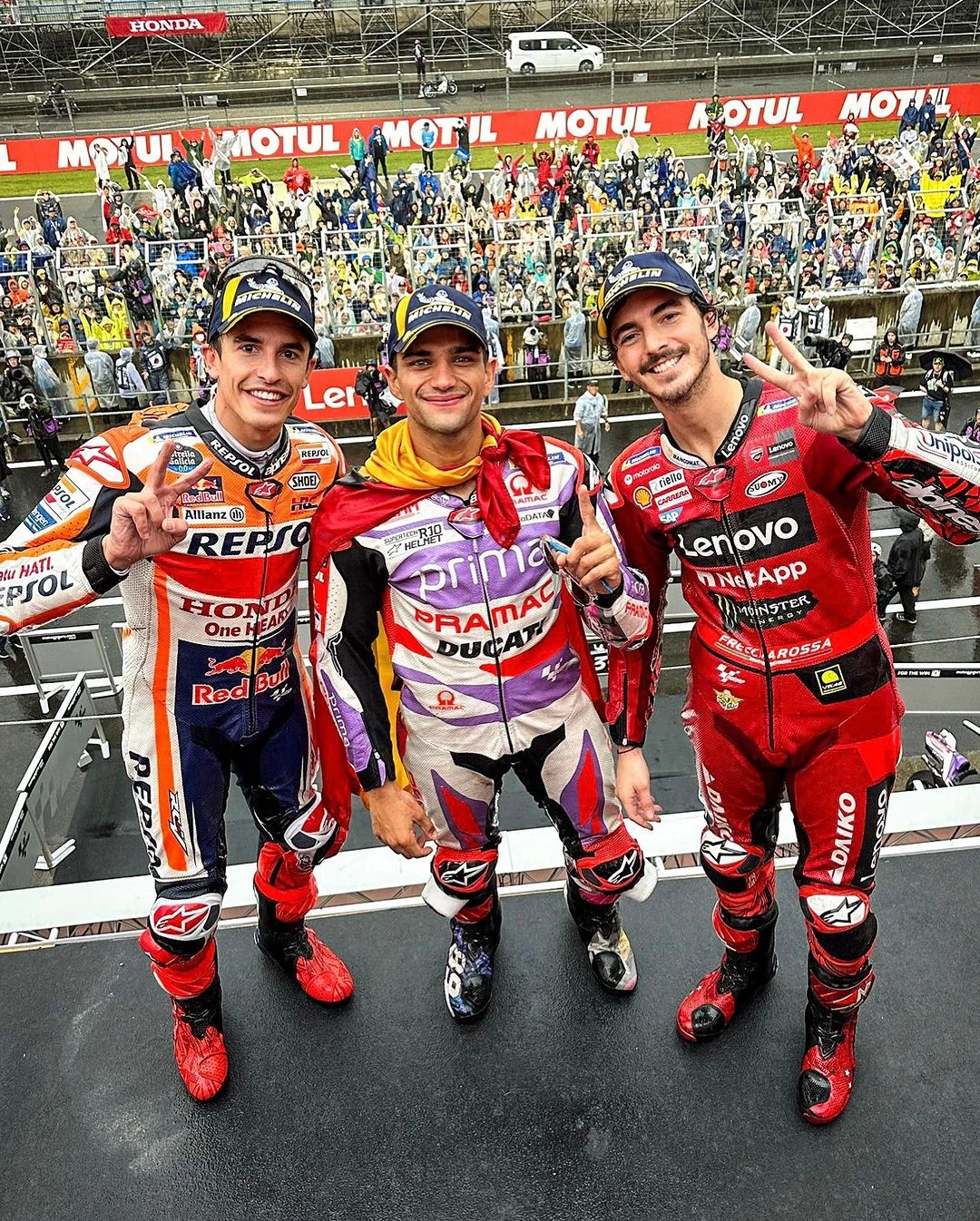 MotoGP Japonya | Yarışta 2 kırmızı bayrak çıktı, kazanan Jorge Martin oldu gallery image 11