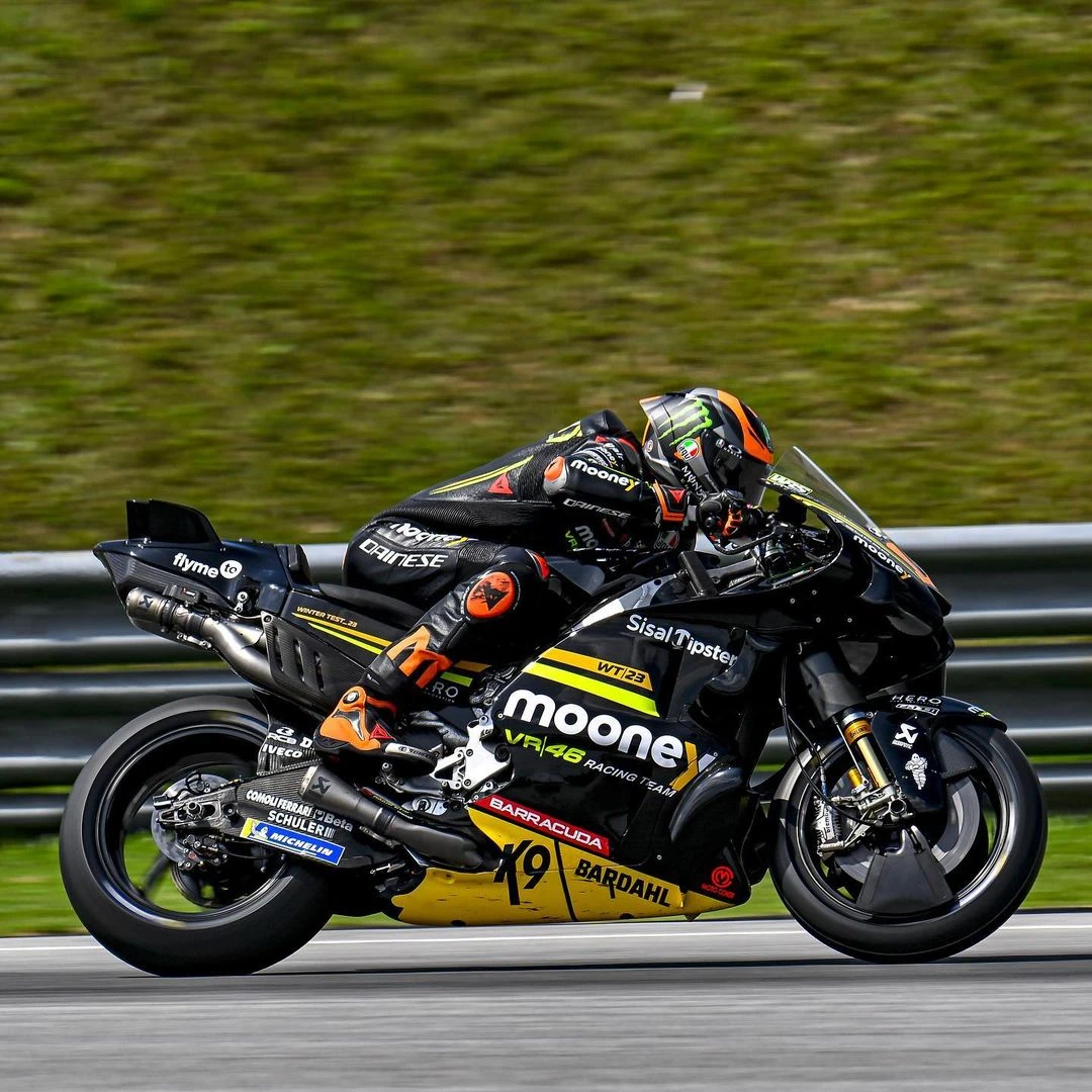 MotoGP Sepang Testleri Gün 1 gallery image 15