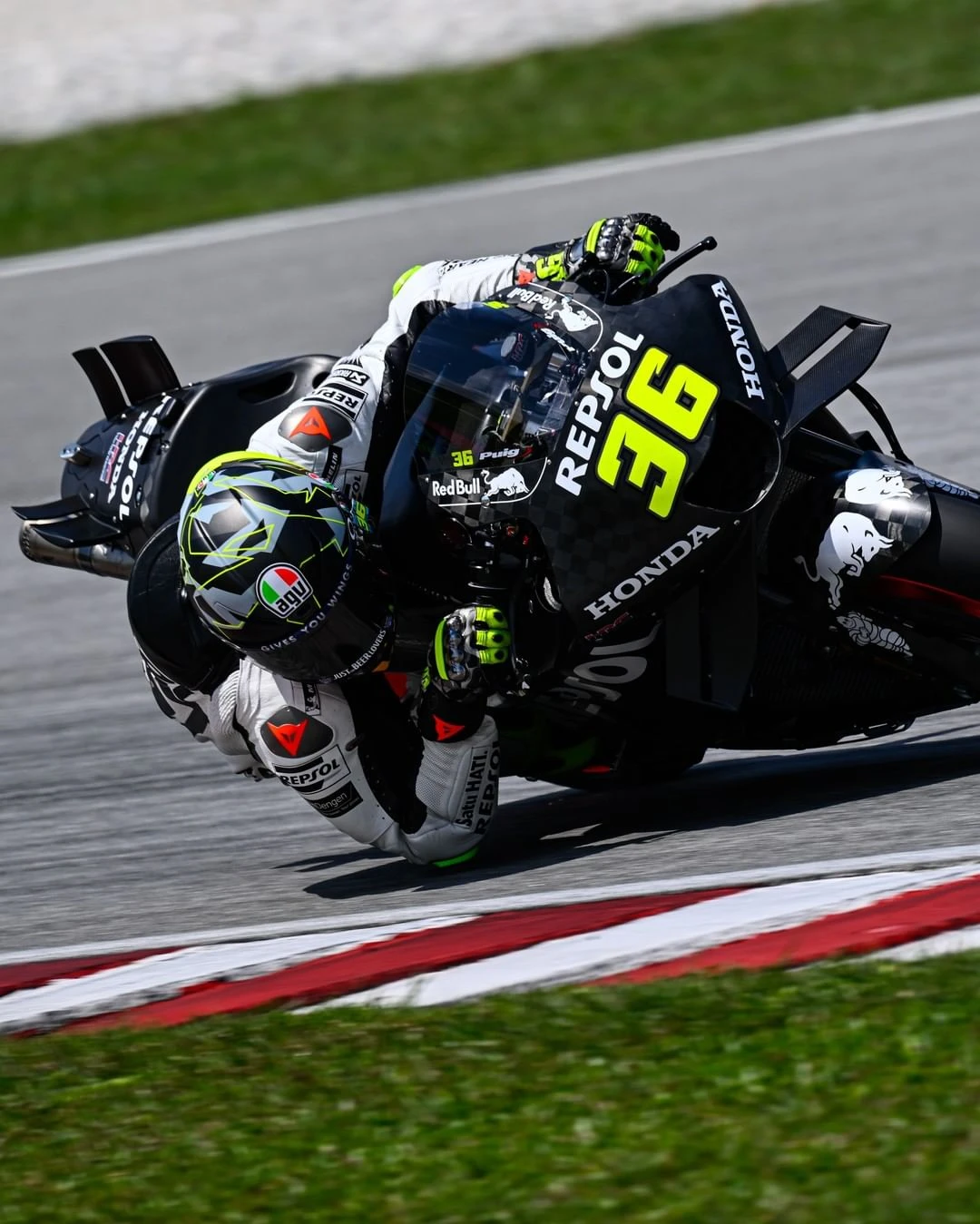 MotoGP Sepang Testleri Gün 1 gallery image 11