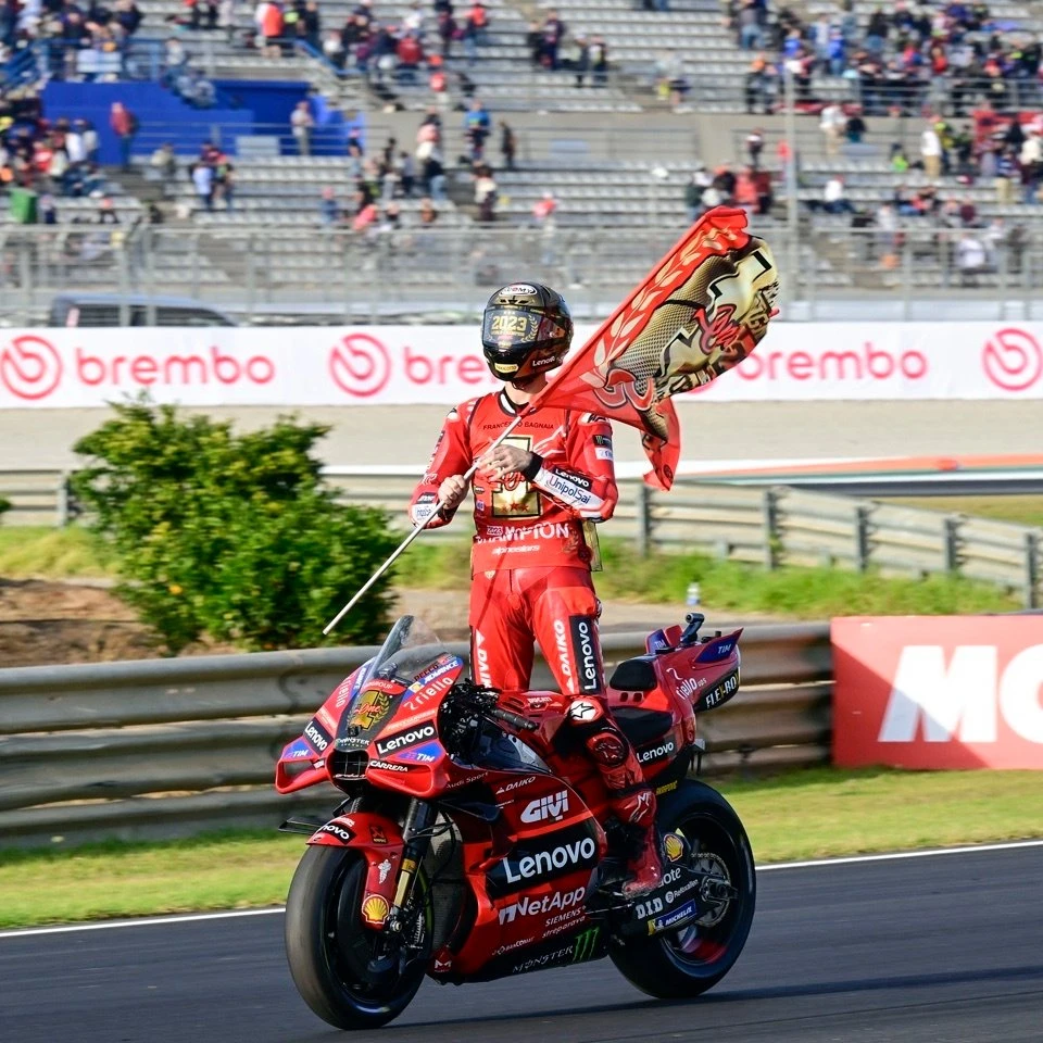 MotoGP Valensiya | Şampiyon Bagnaia! gallery image 12